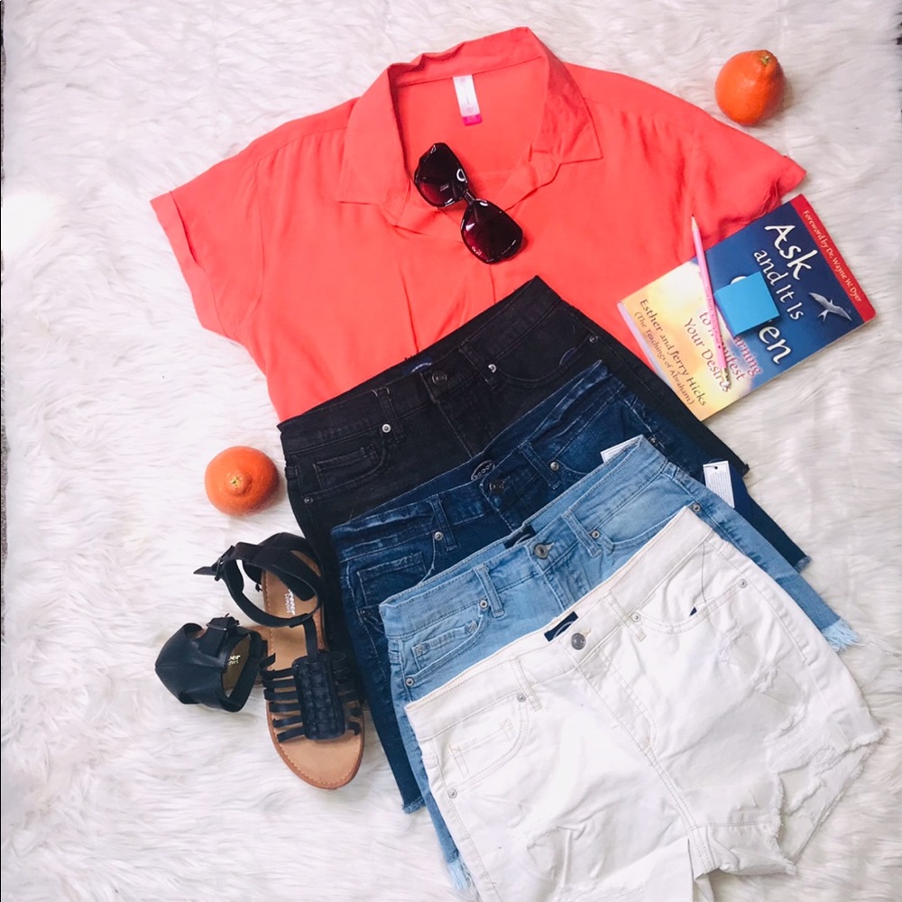 Ripped Jean Short (Set of 4 Pairs of short-pants)